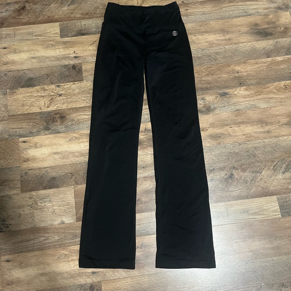 Black Yoga Pants